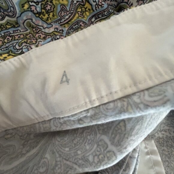 Ann Taylor Carnegie Crop Pants Stretch Paisley Floral 4 Multicolor Casual Boho - Picture 4 of 9